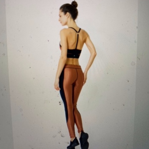 NWT Savoy Active Set, Sz L - Picture 2 of 5